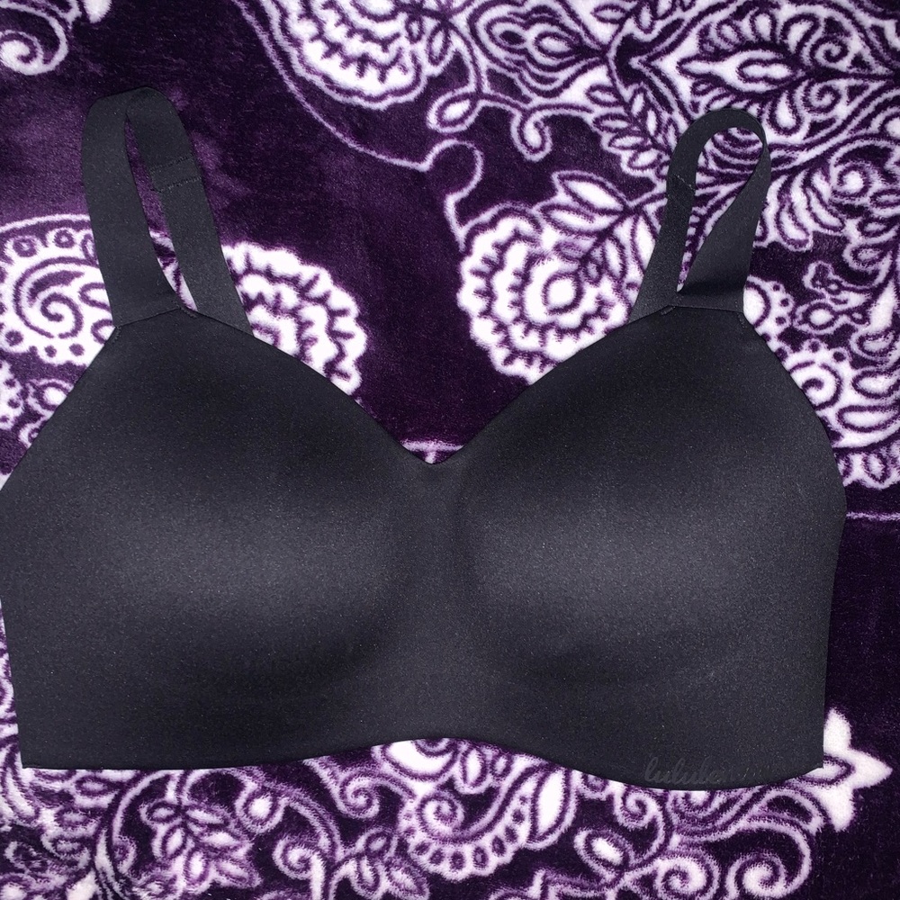 LULULEMON PADDED BRA 34 DD please buy